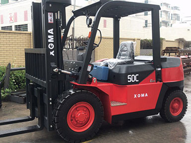 恭喜今日銷售部又出一單！廈工5.0T叉車壹臺